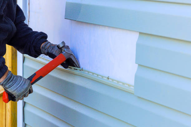 Trusted Emergency Siding Repair service in Lucas, OH - Creative Siding